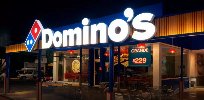 Fachada Domino´s Cancún
